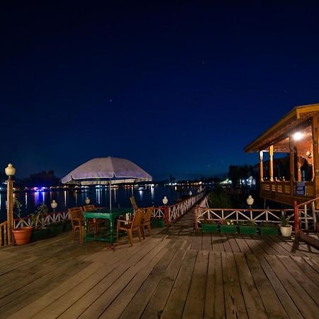 Kolu Group Of Houseboats Hotel Srinagar  Exterior photo