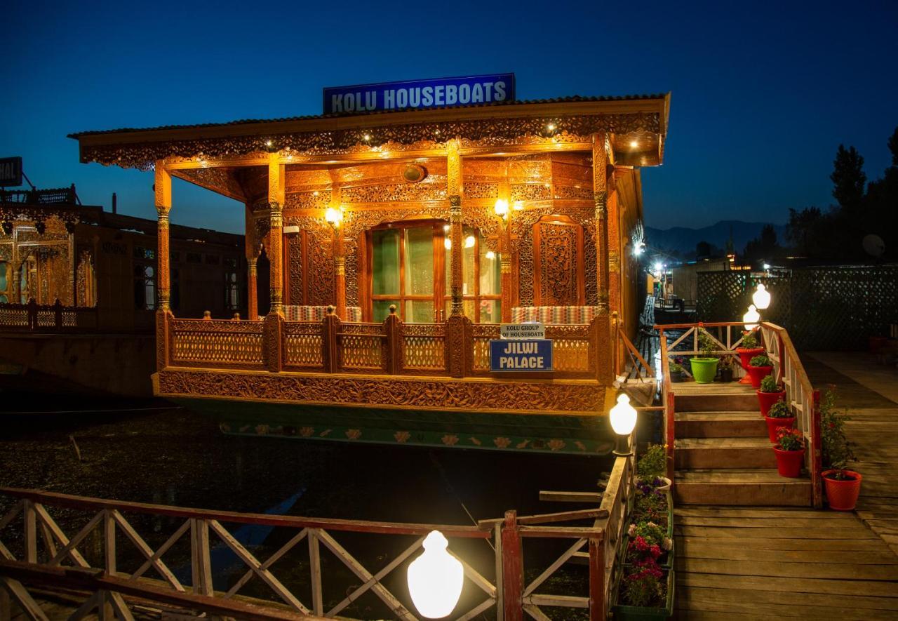 Kolu Group Of Houseboats Hotel Srinagar  Exterior photo
